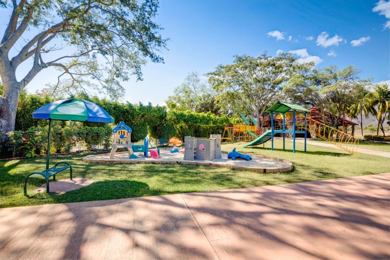 Resort Y Parque Acuatico Valle Dorado El Rosario Buitenkant foto
